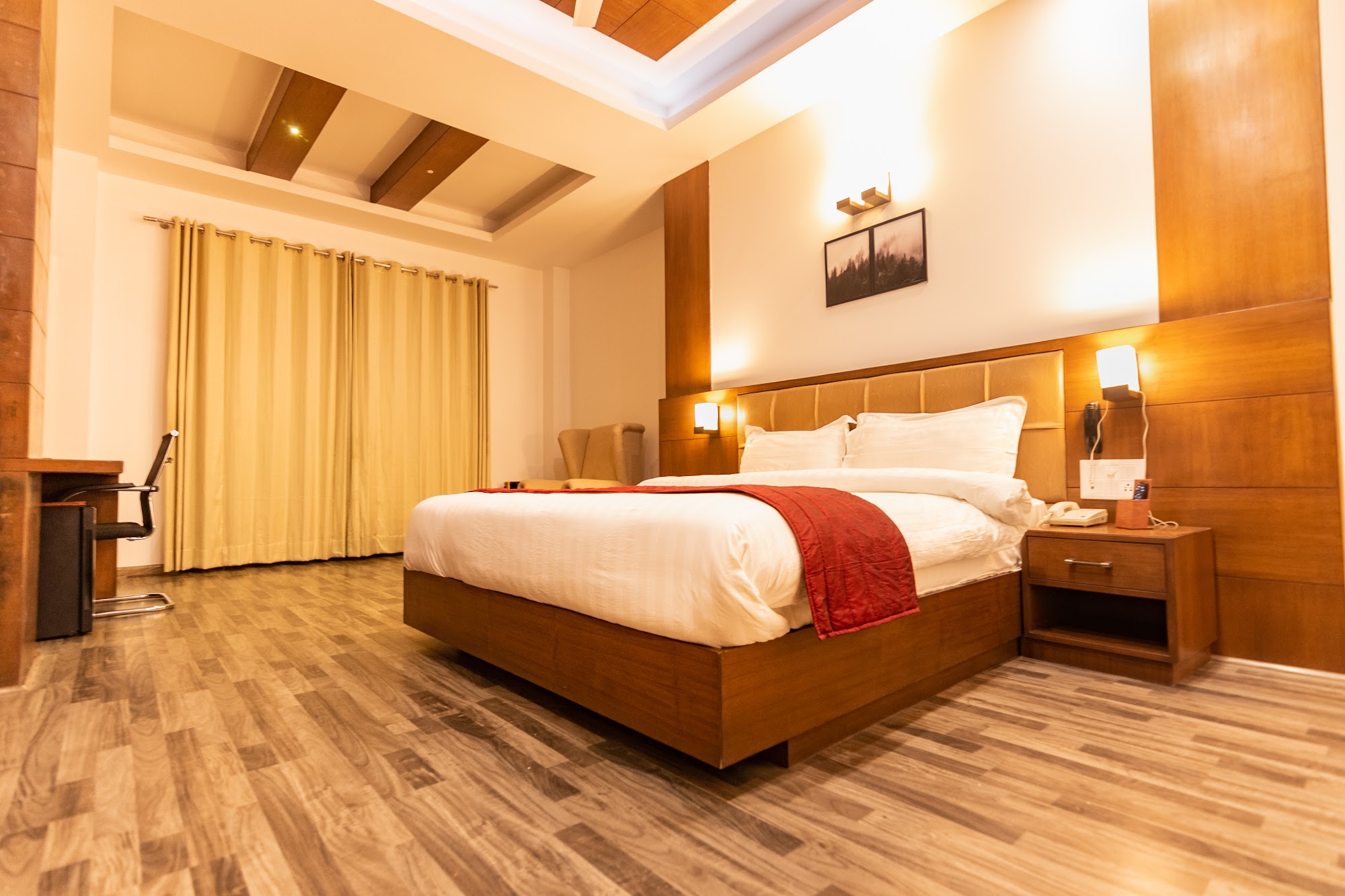 Partial Lake View Room