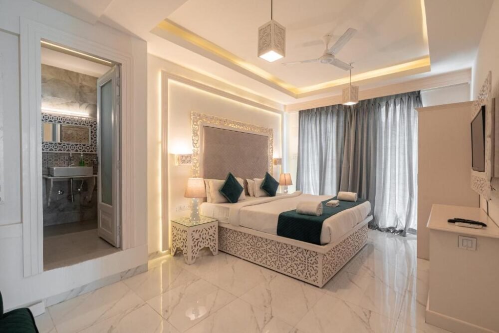 Super Deluxe Room